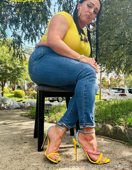 snowyarches actrice porno des photos