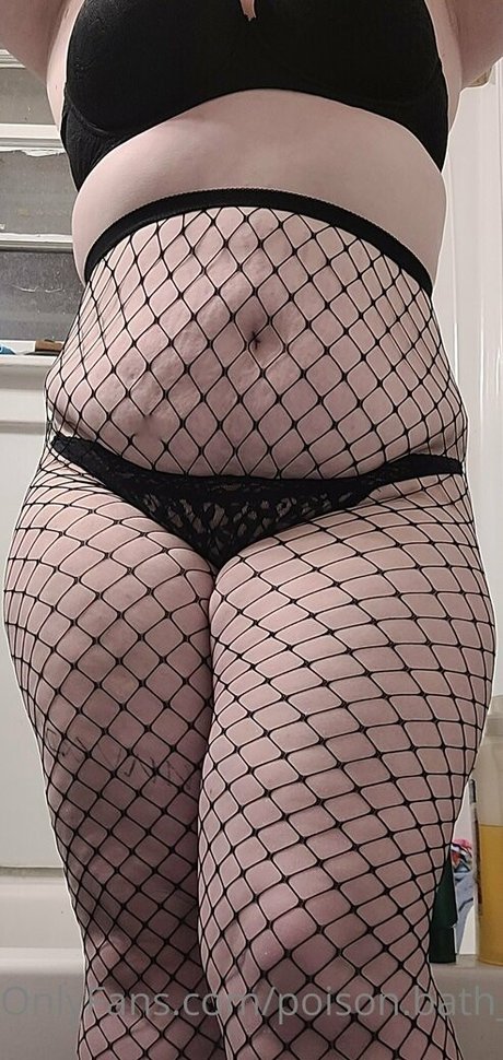 poison bath fairy actrice de nus photo