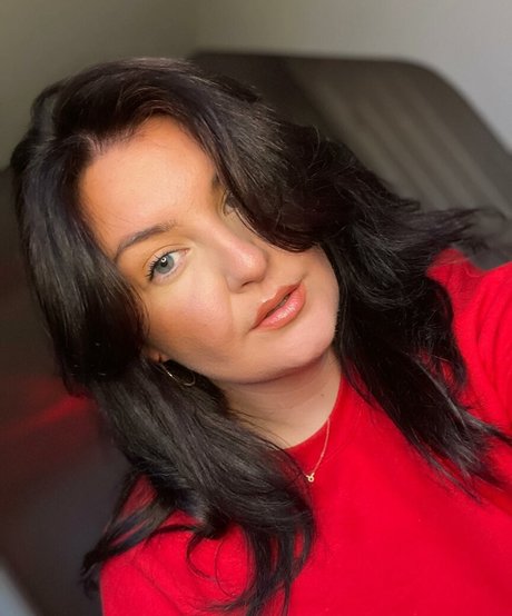 Rebecca Shortt star du porno adulte img