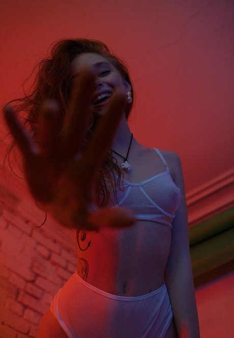 Renata Valliulina estrella caliente fotos