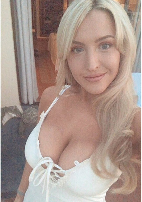 Emma Jones nus de stars du porno photos