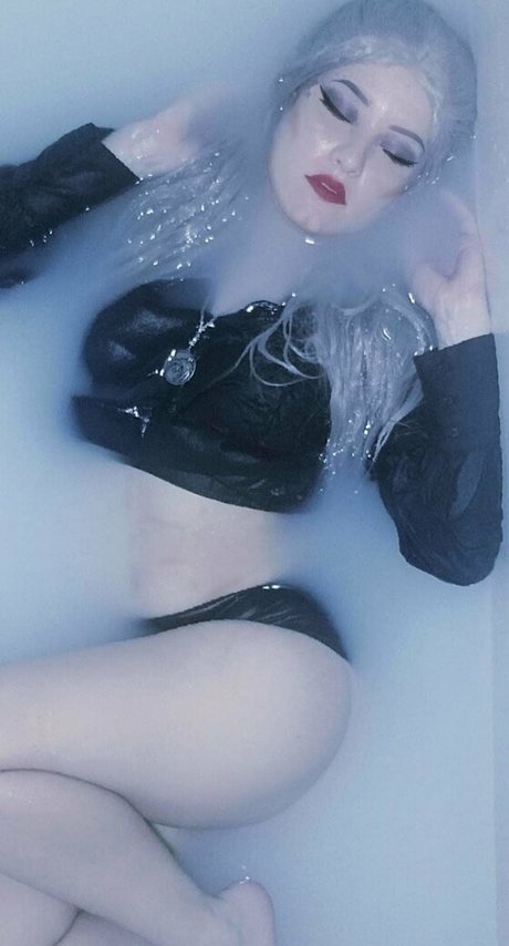 Bonbonpinups modèle de haute qualité photos