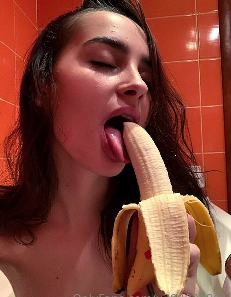 thebladeofpleasure star exclusive photos