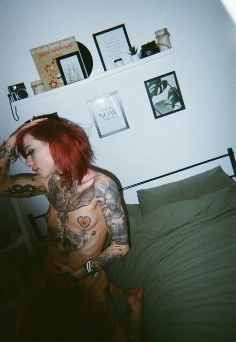 Luna Extreme estrella porno imagen