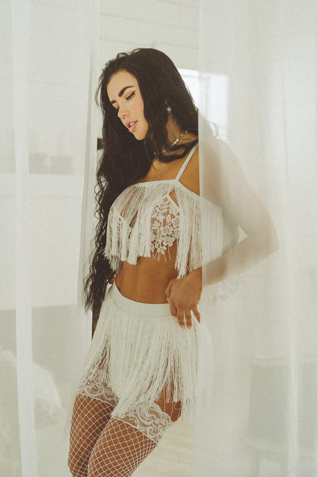 Ariana James actrice érotique image