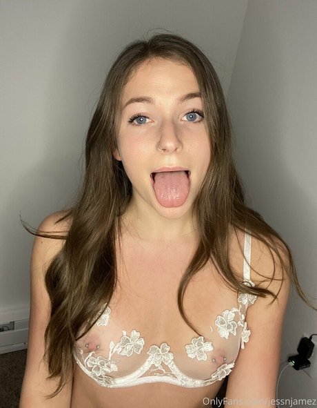 Jessnjamez estrella desnuda galerías