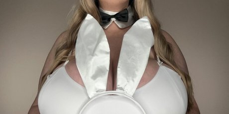 BustyQueen32M estrella xxx galería