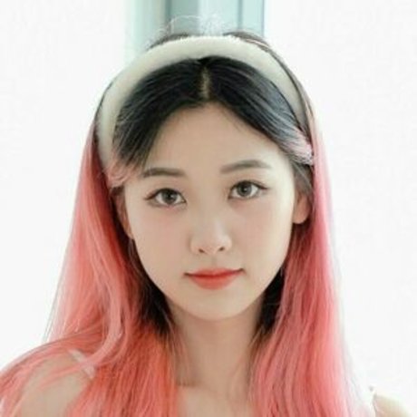 dear chuu modelo mejor imágenes