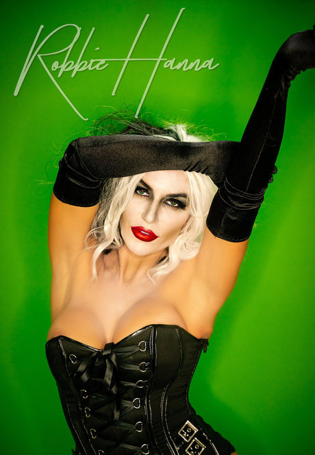 Robbie Hanna star pornographique photo