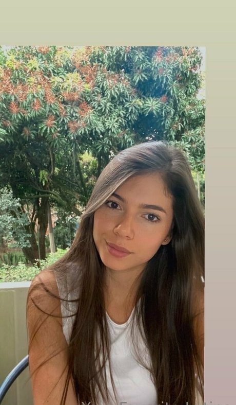 Gabriela Bianca star du porno en haute qualité galeries