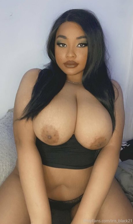 petite black onlyfans porno pic