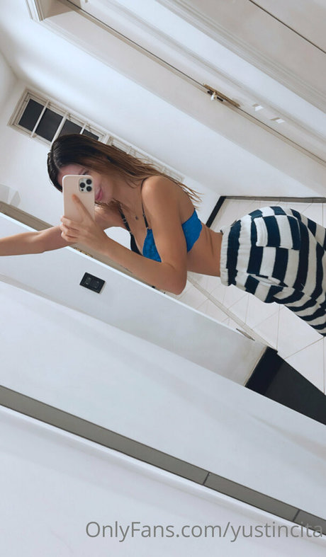 Yus Lopez modelo pornografico imágenes