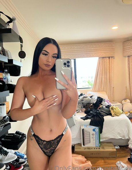 gym asian onlyfans top img