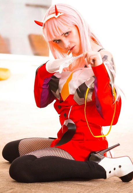 Poisonne desnudos estrella porno fotos