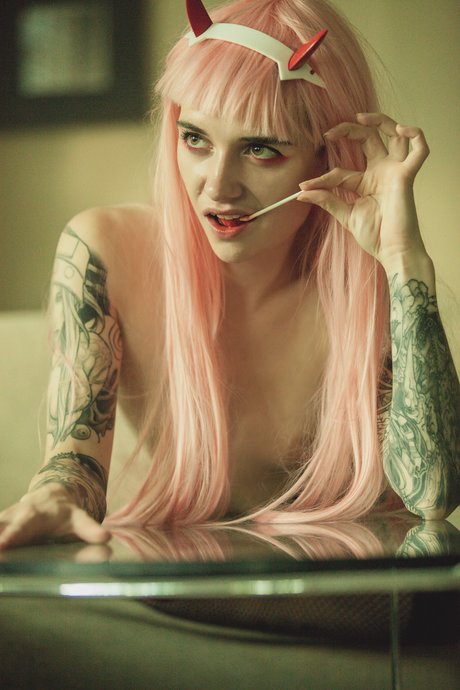 Poisonne actrice de grande qualité archive