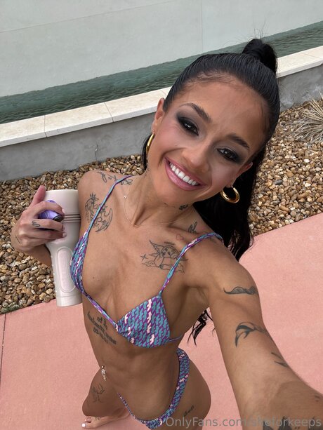 sheforkeeps actrice galerie