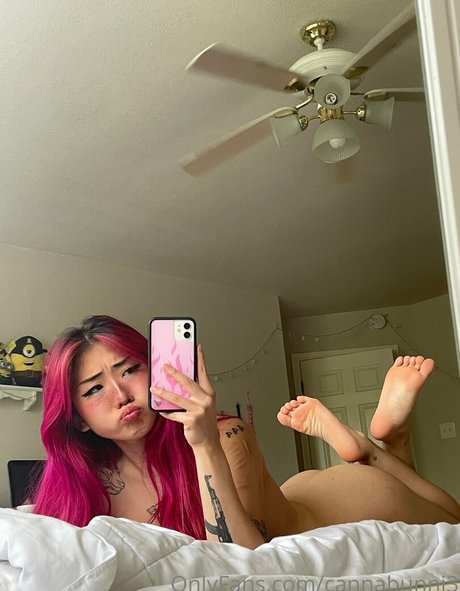 cannabunni3 actrice sexy galerie