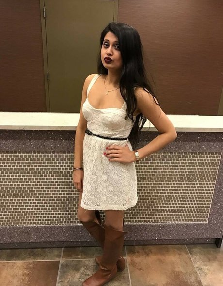 Extraperky star du porno en haute qualité photo