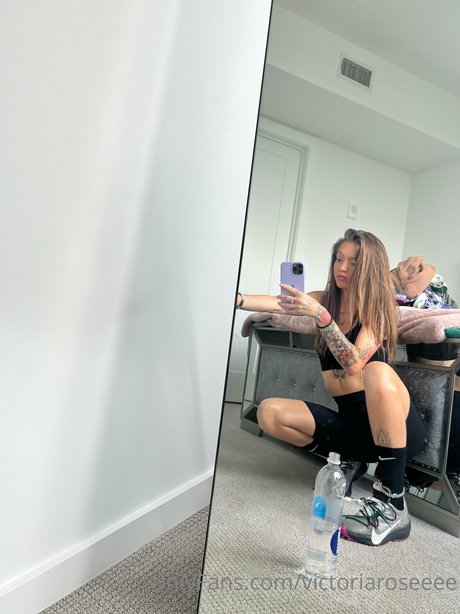 Woah Vicky estrella porno hermosa foto