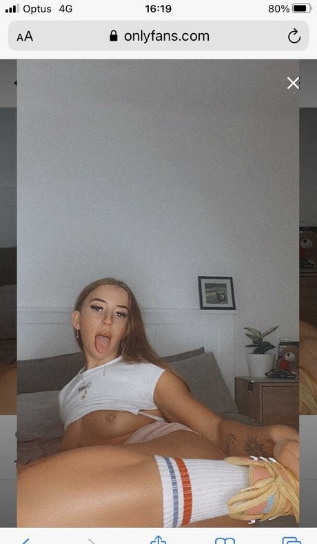 THE SMALL VANILLA GIRLL modelo perfecto galería