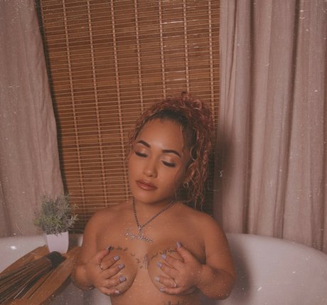 Tanya Tehanna estrella del arte imagen