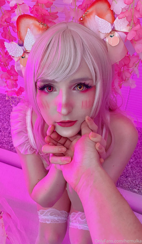 Hemulka modelo atractivo foto