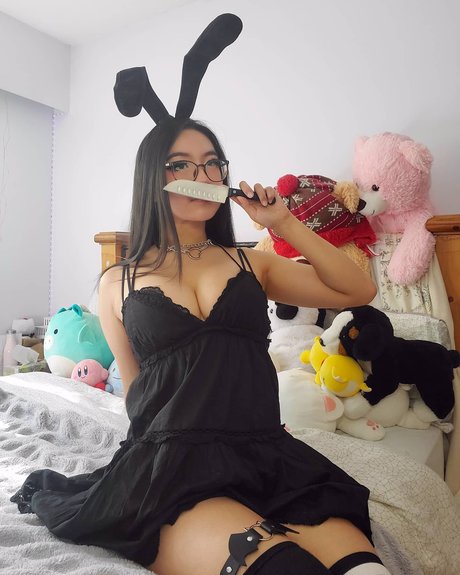 Peachkissxx star exclusive photos