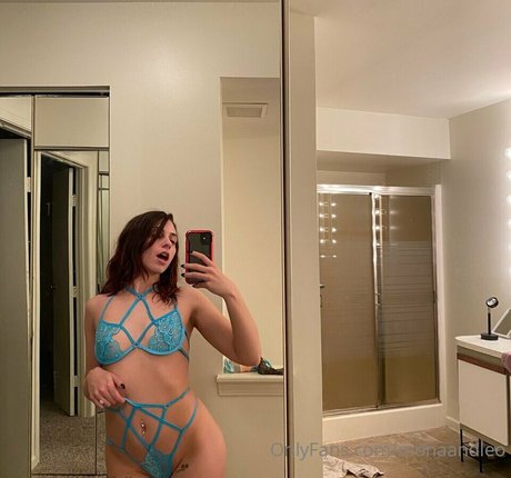 Mona Darling actriz de alta definición archivo