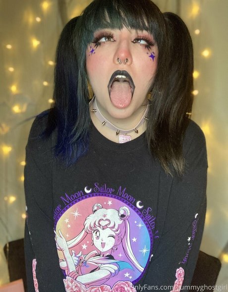 Gummyghostgirl estrella porno de alta calidad foto