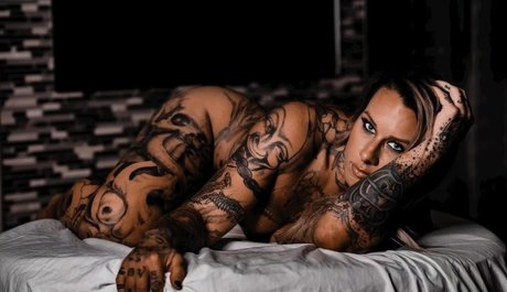 Kinessa Johnson estrella del arte imagen