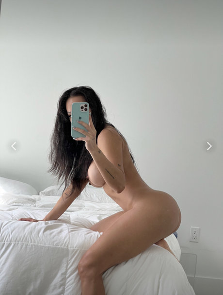 Graciii3 star naked pics