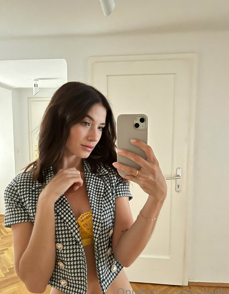 Julia Gauly best star gallery