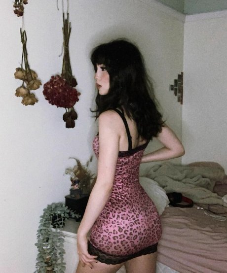 Mia Rodriguez estrella libre imagen