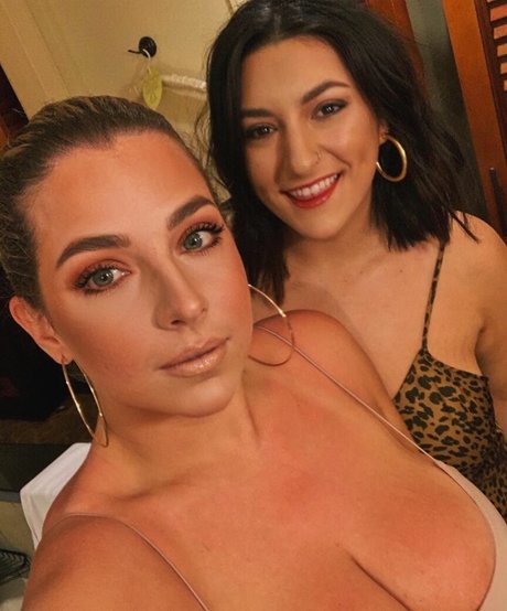 Alex Gervasi modelo atractivo galería