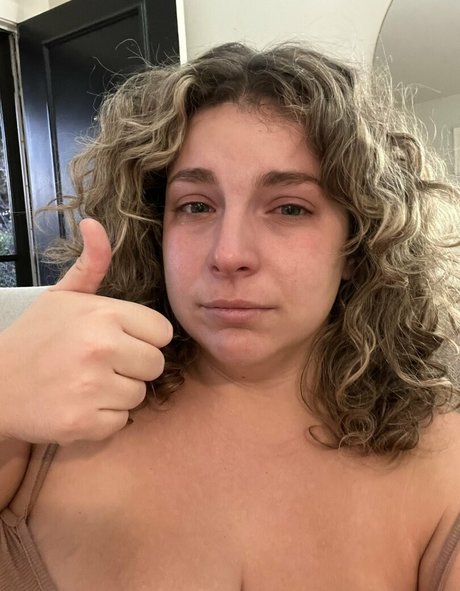 Alex Gervasi modèle chaud image