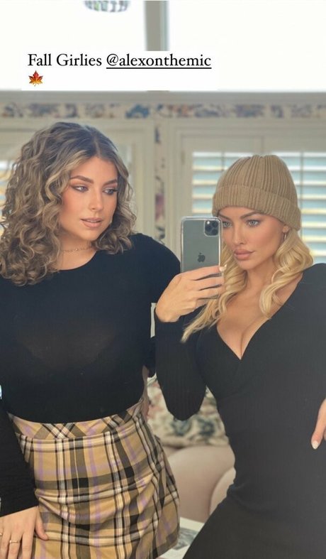 Alex Gervasi estrella erótica galería