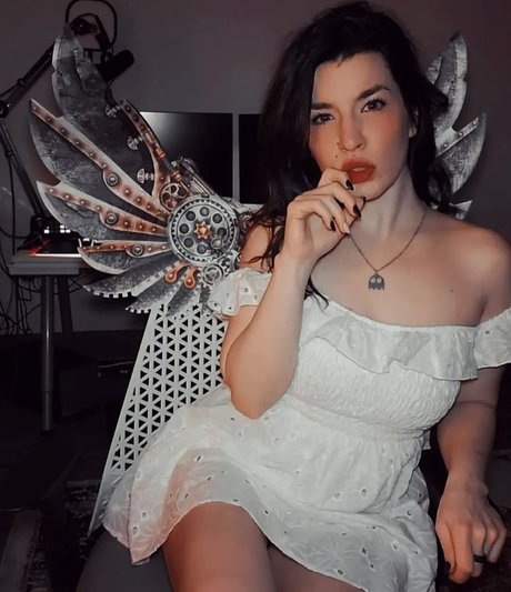 Kat Gunn modèle sympa img