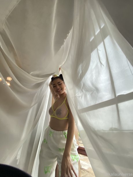 Ka Lia Universe model xxx photo