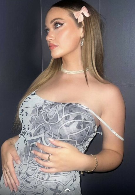 Alyssa Mckay estrella del sexo archivo