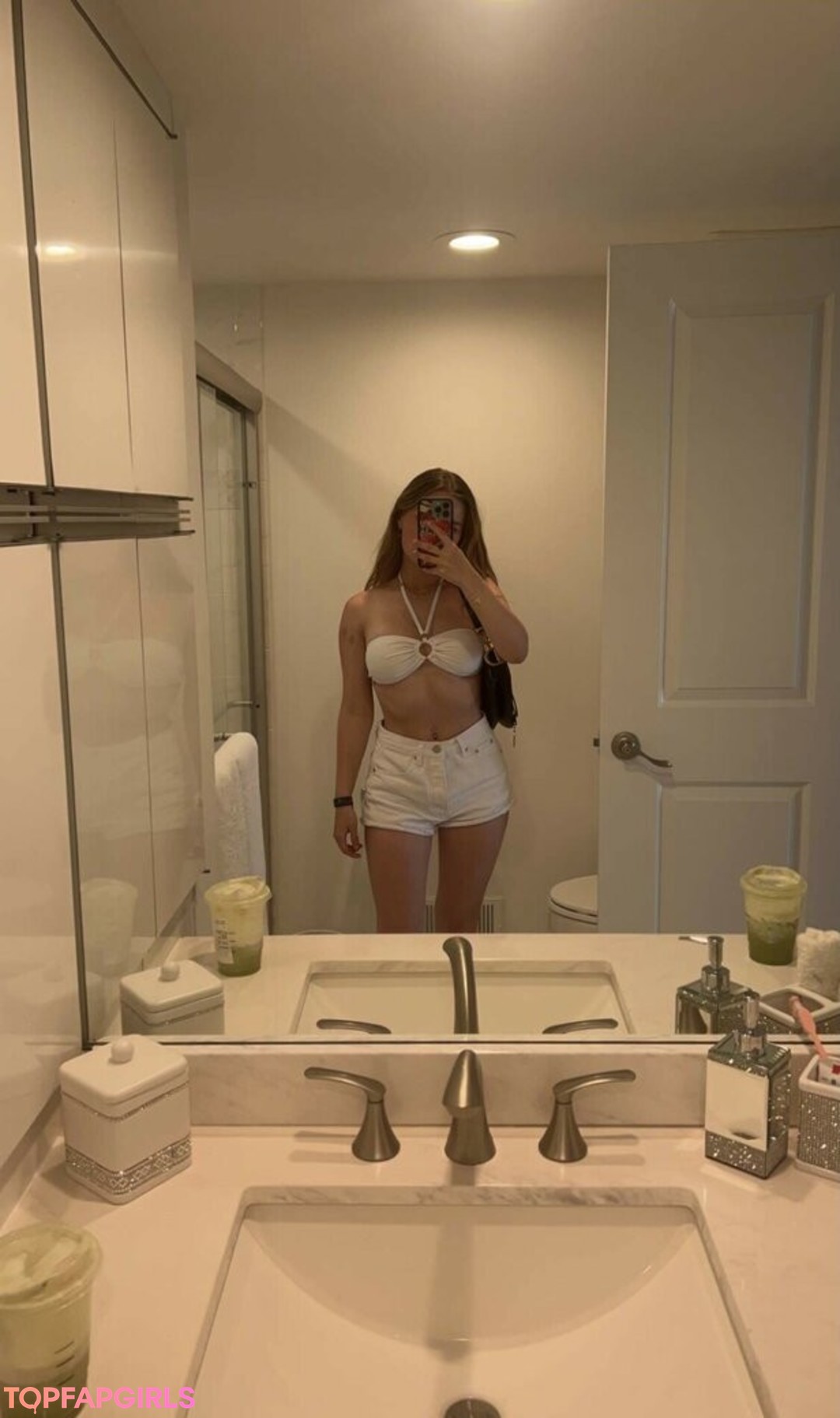 Alyssa Mckay hermosa actriz foto