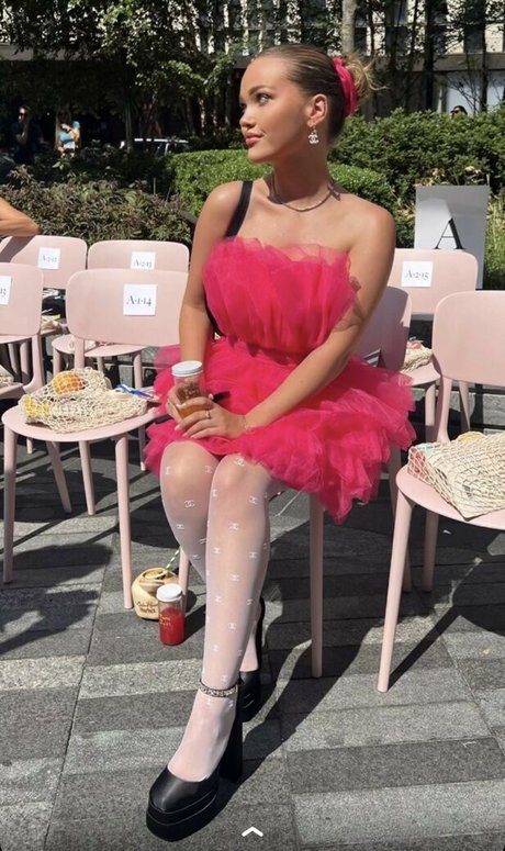 Alyssa Mckay modelo erótico imagen