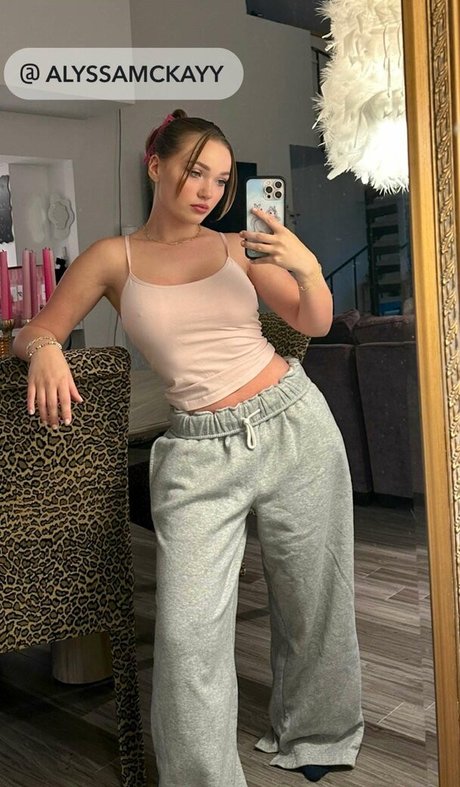 Alyssa Mckay xxx star du porno images