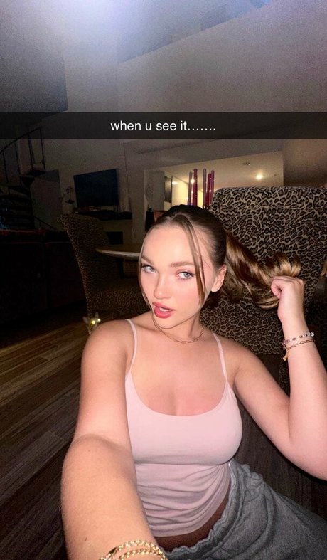 Alyssa Mckay jolie étoile archive