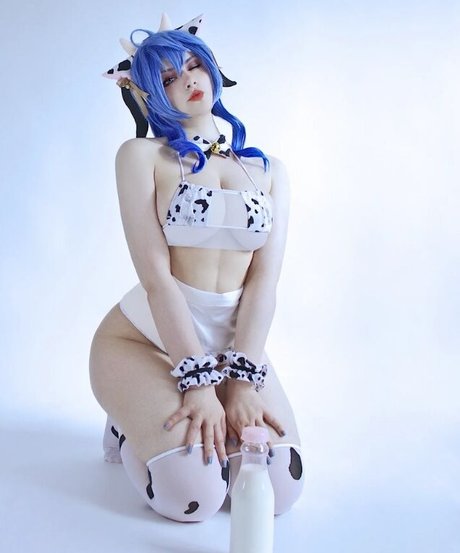 Caffeine Sama star sexy gallery