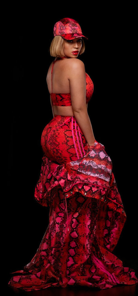 princesse enceinte onlyfans nu chaud archive