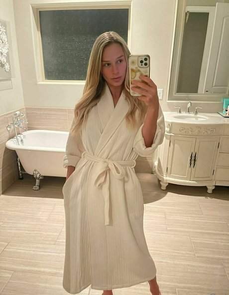 Emma Hix modelo de alta calidad fotos