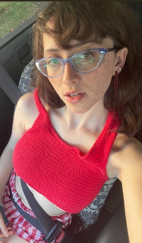 saggy tits onlyfans sexy pictures