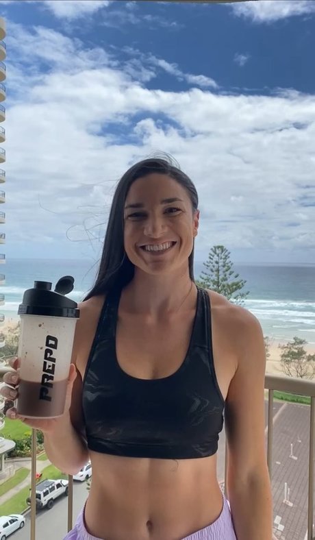 Michelle Jenneke estrella porno de alta calidad imagen