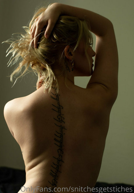 snitchesgetstiches modelo desnudo fotos