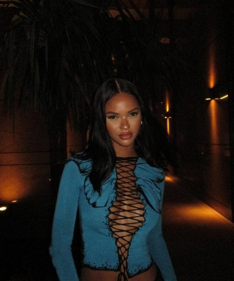 Juliana Nalu estrella porno hd recopilación